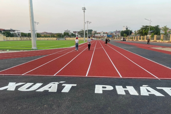 Thi công đường chạy