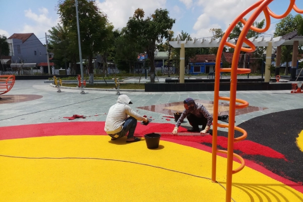 Thi công sân chơi trẻ em